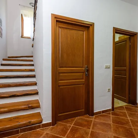 Nyaraló Amani By Interhome *