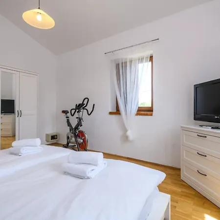 Semesterbostad Amani By Interhome